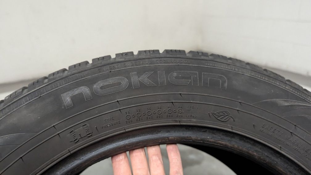 Opony Nokian WR A3 215 55 r16  97 H XL zimowe 3szt