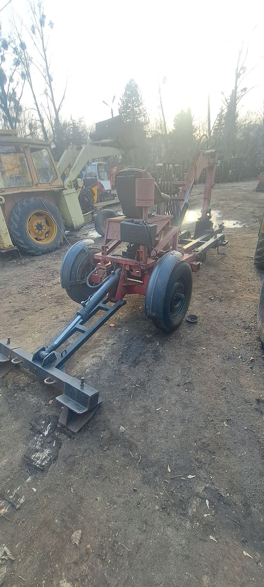 Koparka kroczaca disel  do ciagnika  transport