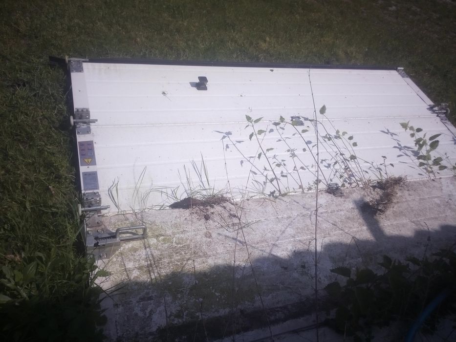 Drzwi garażowe "KRISPOL"