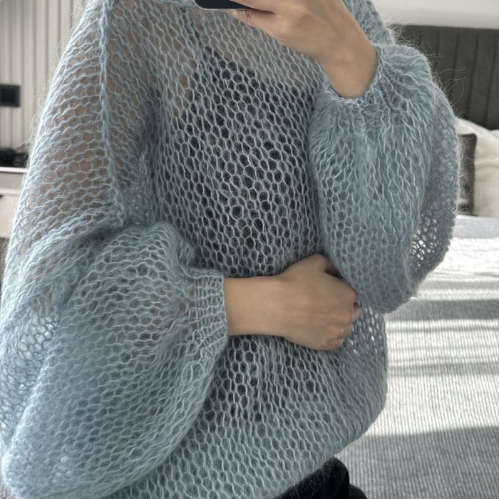 Светр мохеровий ручна робота легкий невагомий павутинка блакитний вовн