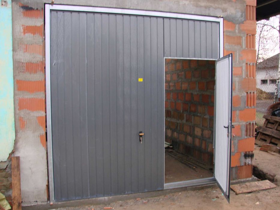 Brama Uchylna/Skrzydłowa RAL/BTX/Złoty Dąb/Dąb Bagienny/Orzech