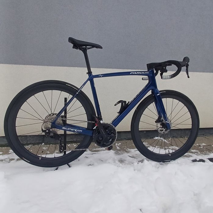 Rower szosowy Pardus disc full karbon,r2025 Shimano
105 r7100/2/12 r.