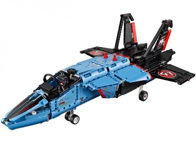 Lego technic надзвуковий винищувач 42066