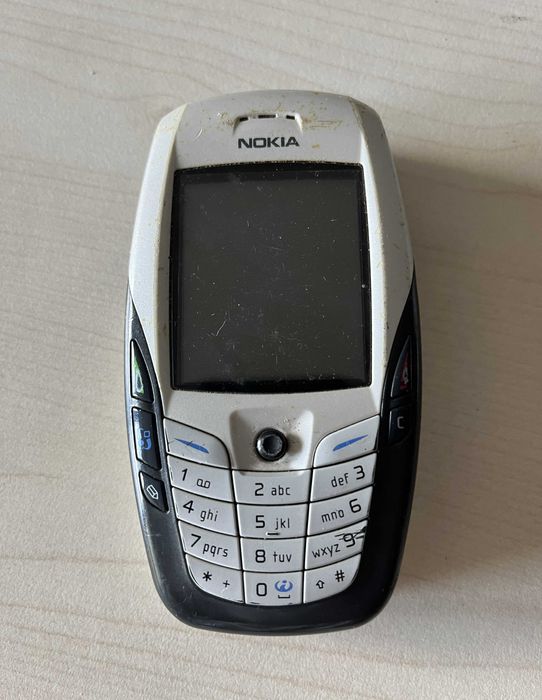 Nokia 6600 NHL-10, telefon komórkowy retro