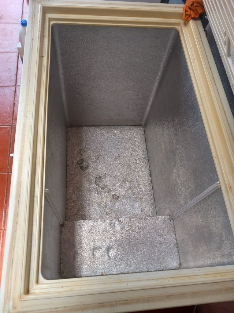 Vendo arca horizontal