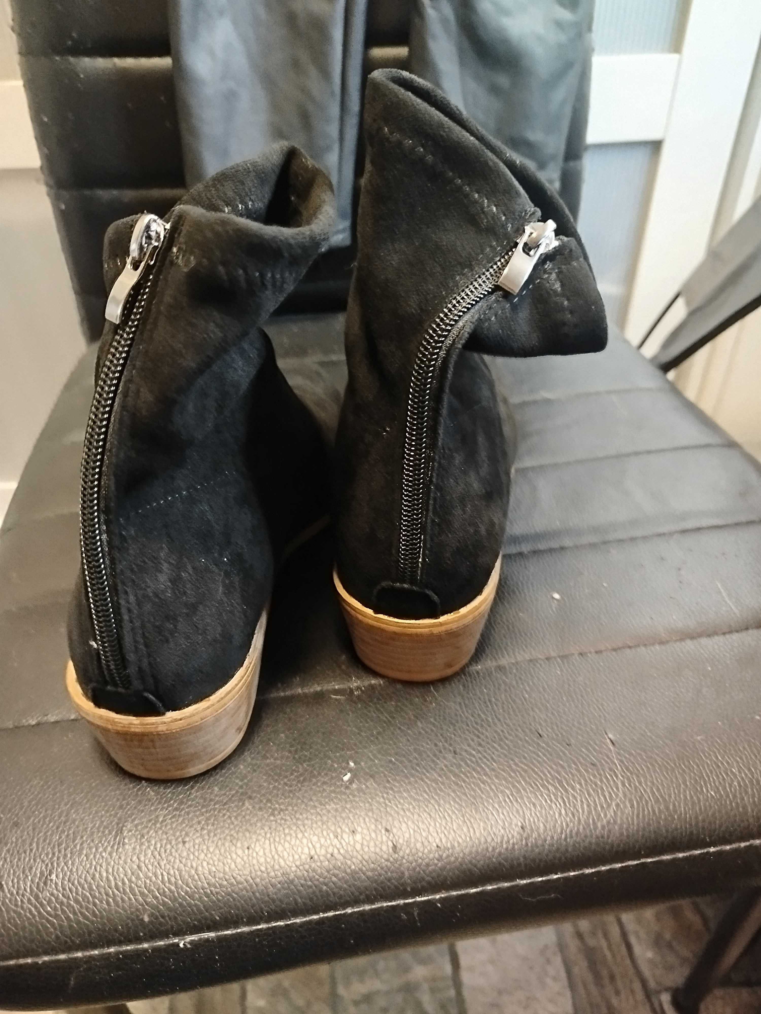 Botki nowe czarne 39 zamszowe