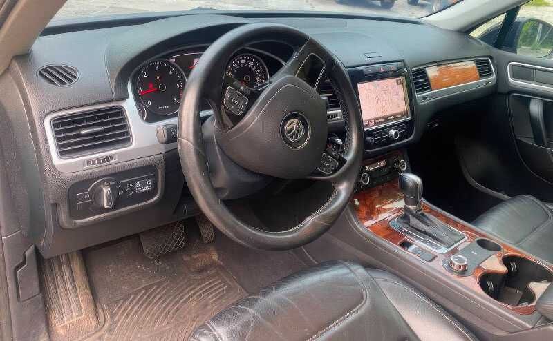 2012 Volkswagen Touareg TDI Executive