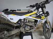 Mota de enduro Husqvarna