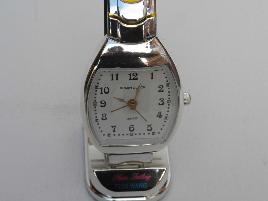 Conjunto de 5 Relógios Sala e Parede