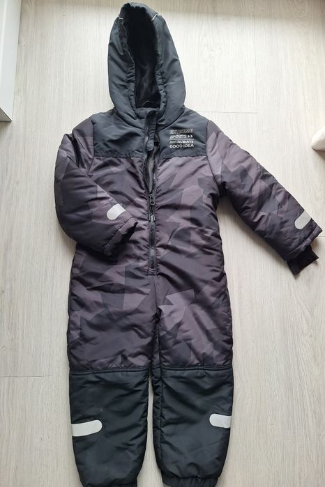 Kombinezon zimowy r. 104 dla chłopca jednoczęściowy. Stan bdb.