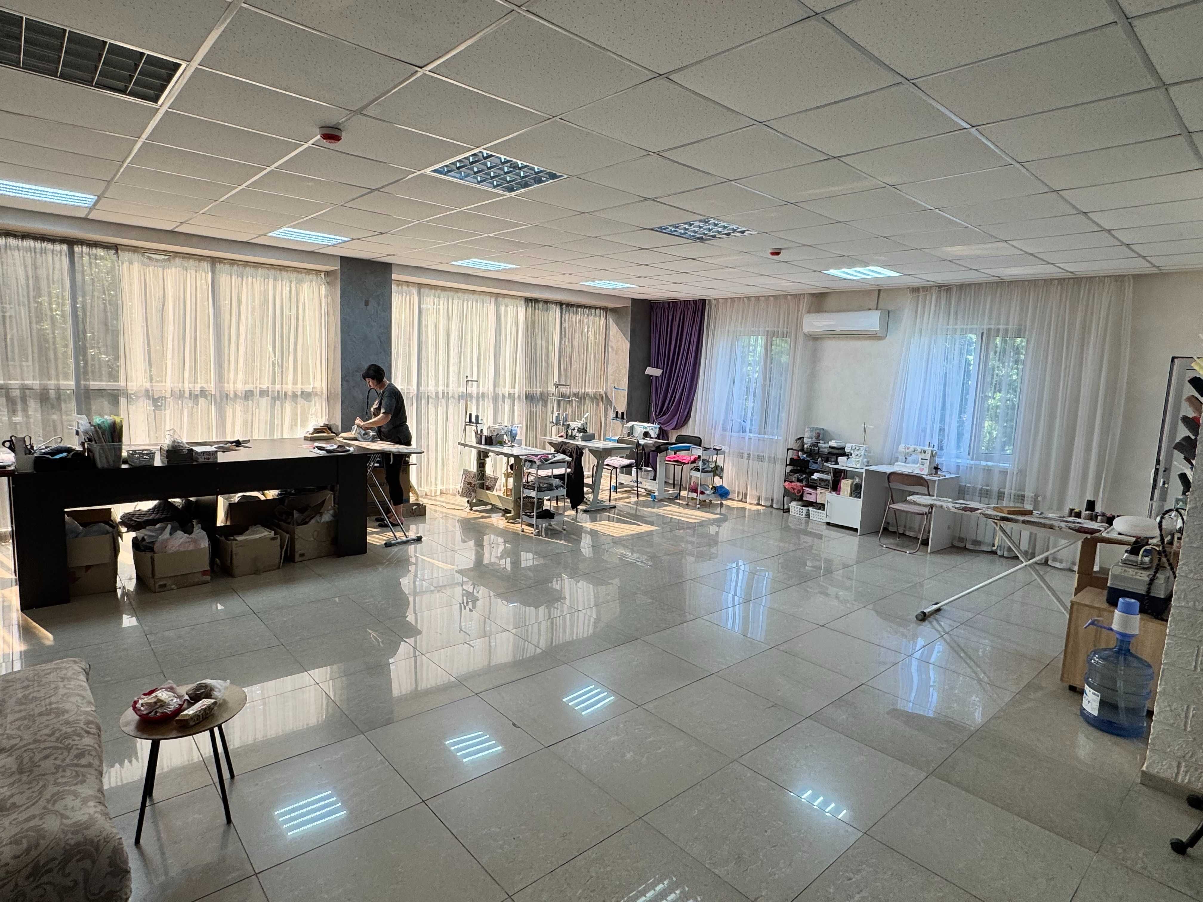 Центр Маріупольська приміщення в новобудові 88кв.м. ціна 15000 грн/міс