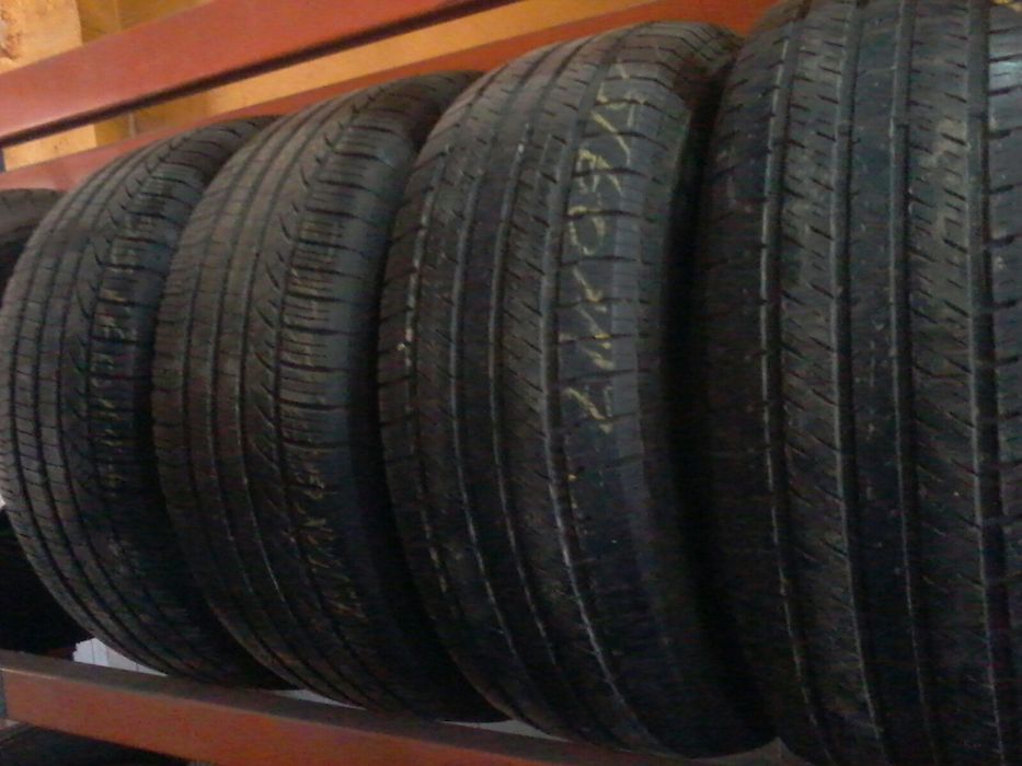 Pneus 255/60×17 Continental