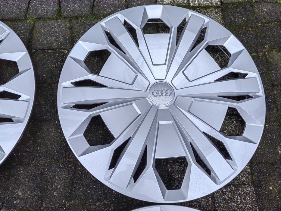 Kołpaki 17" Audi A3 A4 Q3 Q2 Q5 jak Nowe Komplet MG C