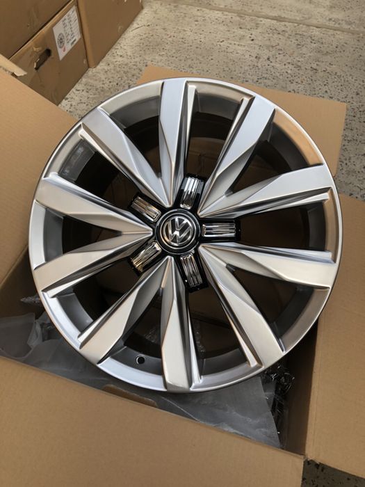Диски Нові R18/5/120 Volkswagen Transporter T5 T6 Amarok