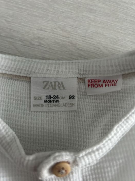 Longsleeve branca zara 18-24 meses