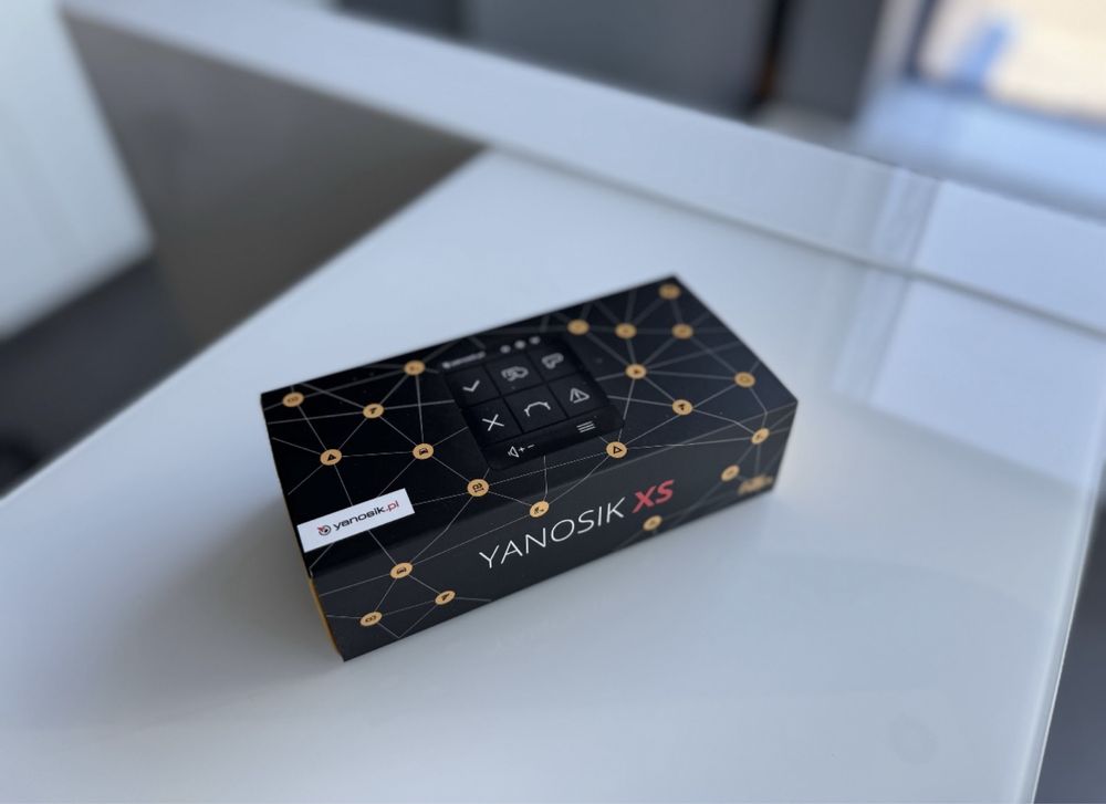 Yanosik XS Antyradar 3 miesiące abonamentu gratis!