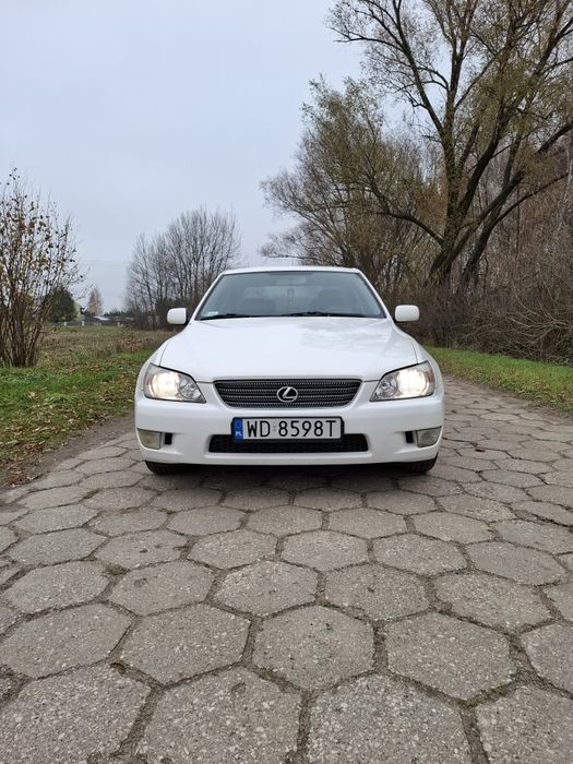 Lexus IS200 Biała perła