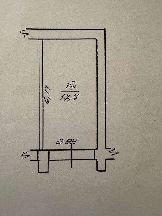 Гараж центр Івано-Франківськ ,вул. Чорновола вхід у парк Шевченка.