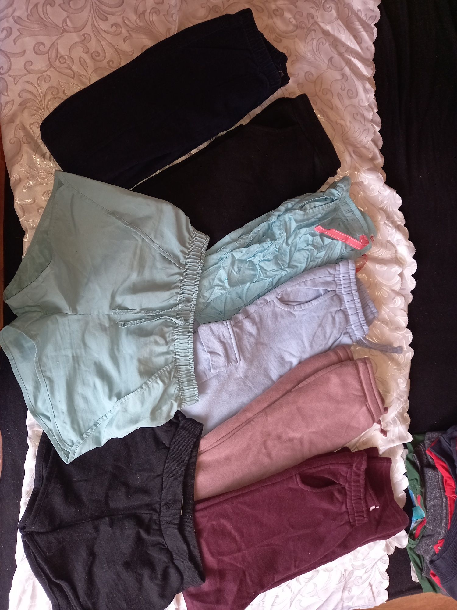 Zearaw paka Bluzy, spodnie, bluzki 17 sztuk
