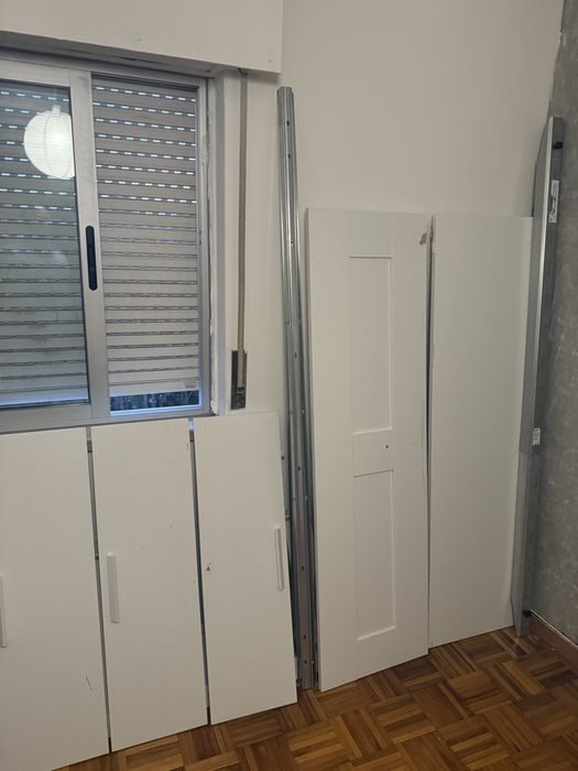 Cama IKEA BRIMNES king com colchão incluído