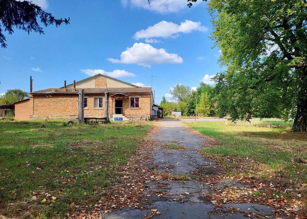 Оренда комерційного приміщення в Некрасове (Юзвин)