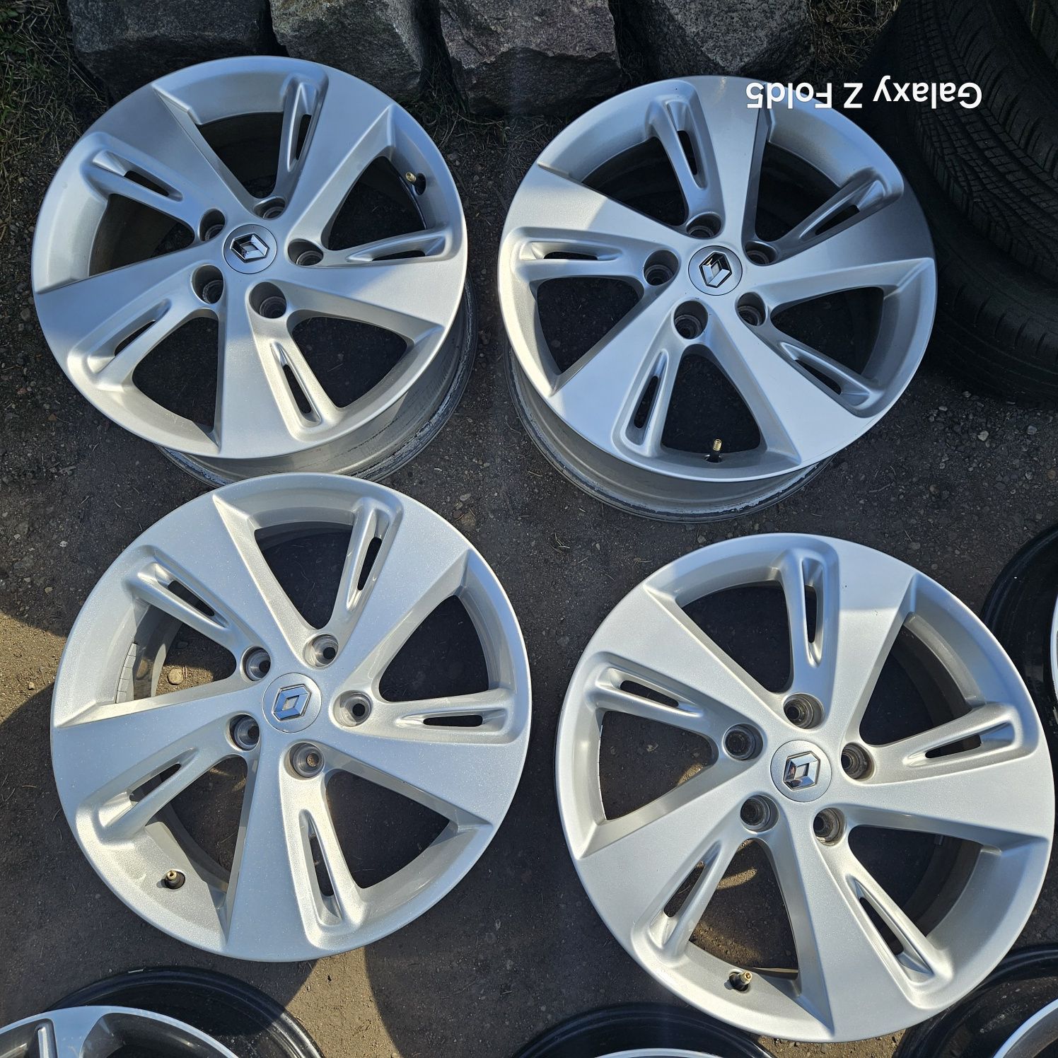 Alufelgi 17 Renault Fluence Megane Scenic 5x114,3 ET49