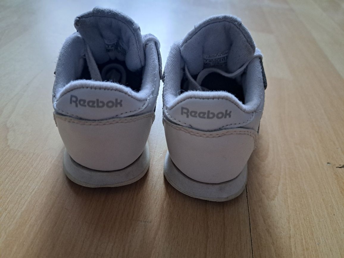 Buty adidasy Reebok białe 23,5 dla chłopczyka