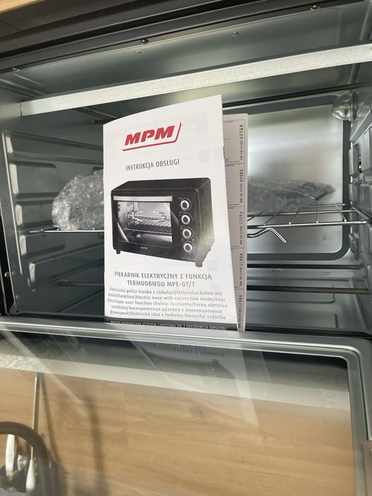 Nowy nie uzywany piekarnik