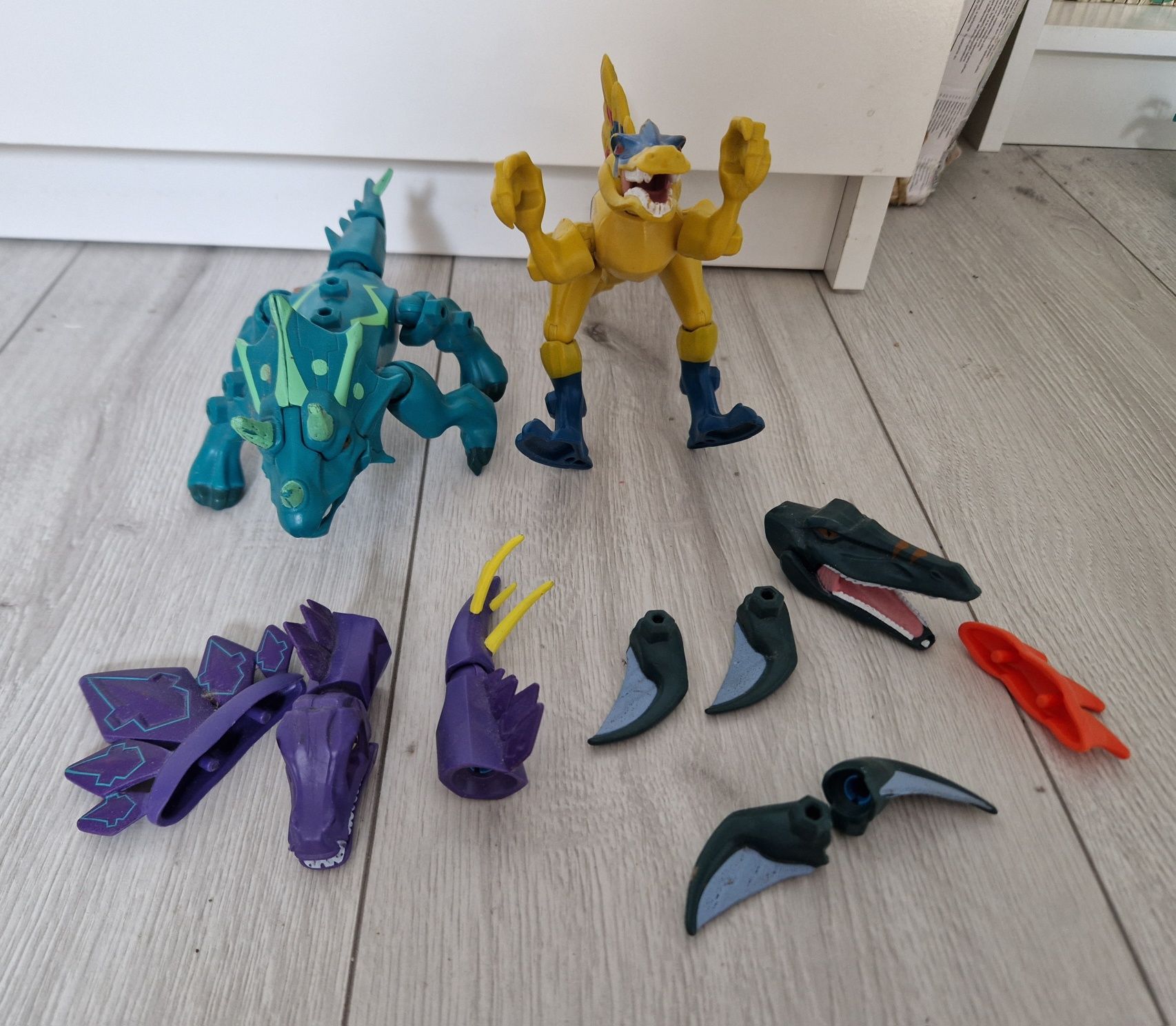 Dinozaury Jurassic World Hasbro 2w1 zestaw