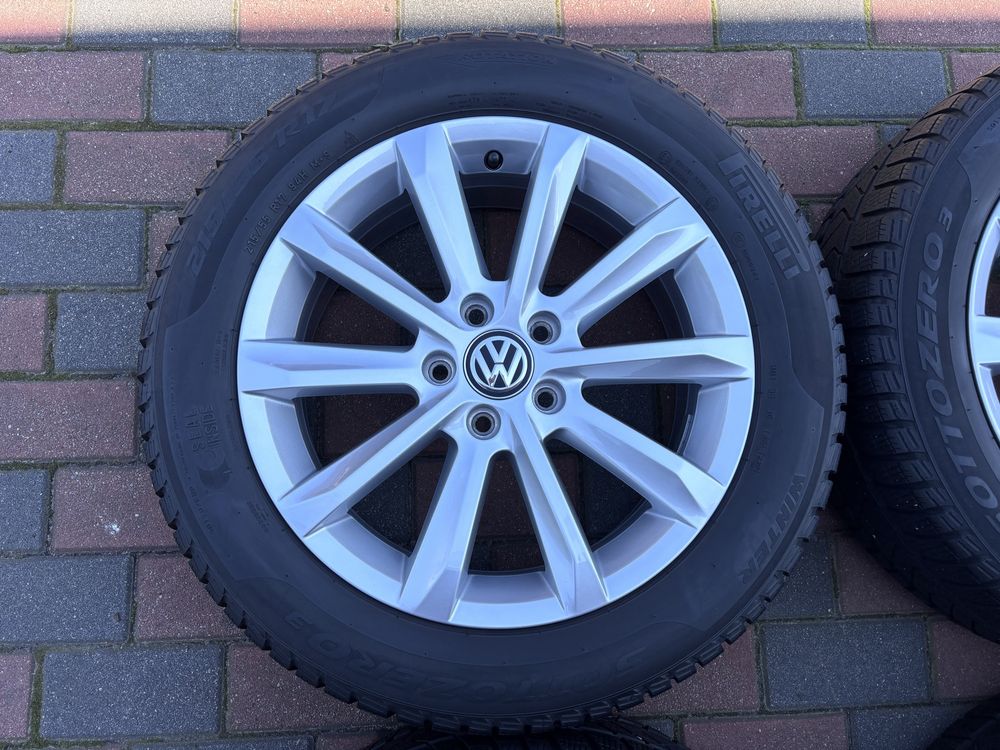 Komplet zimowe koła VW Passat B8 3G0 215/55 R17 Pirelli Arteon Superb