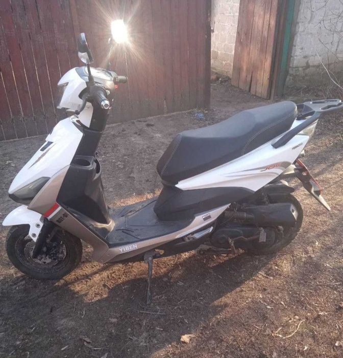 Скутер Viben JOG YB80QT-3