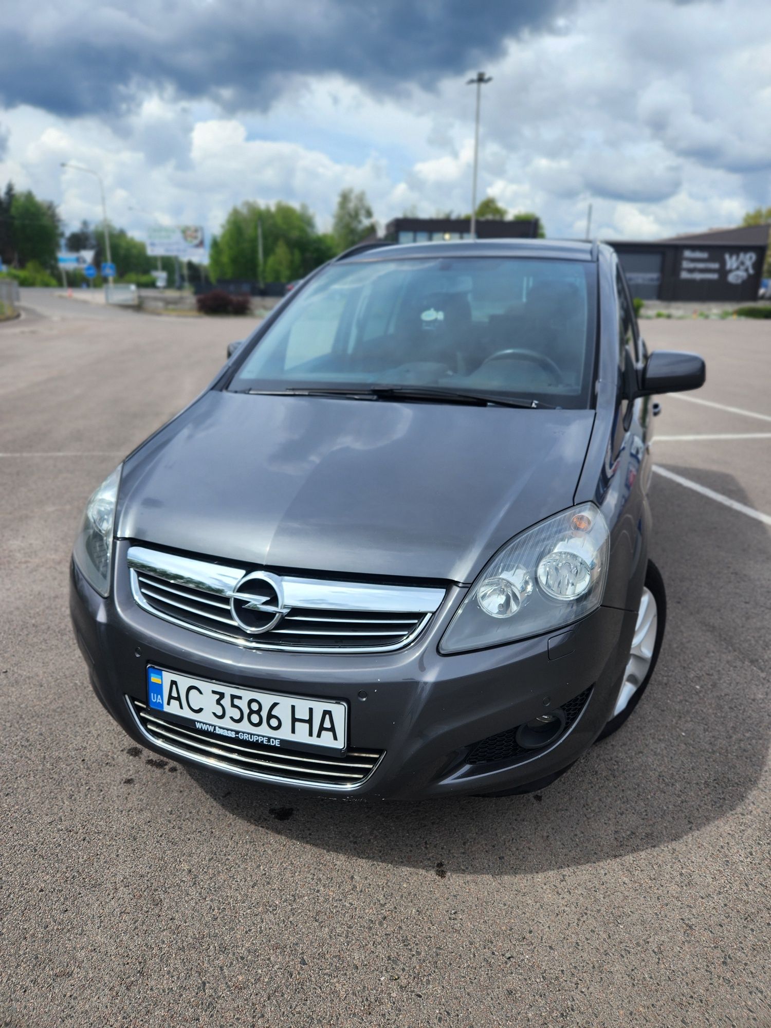 Opel zafira 2011рік