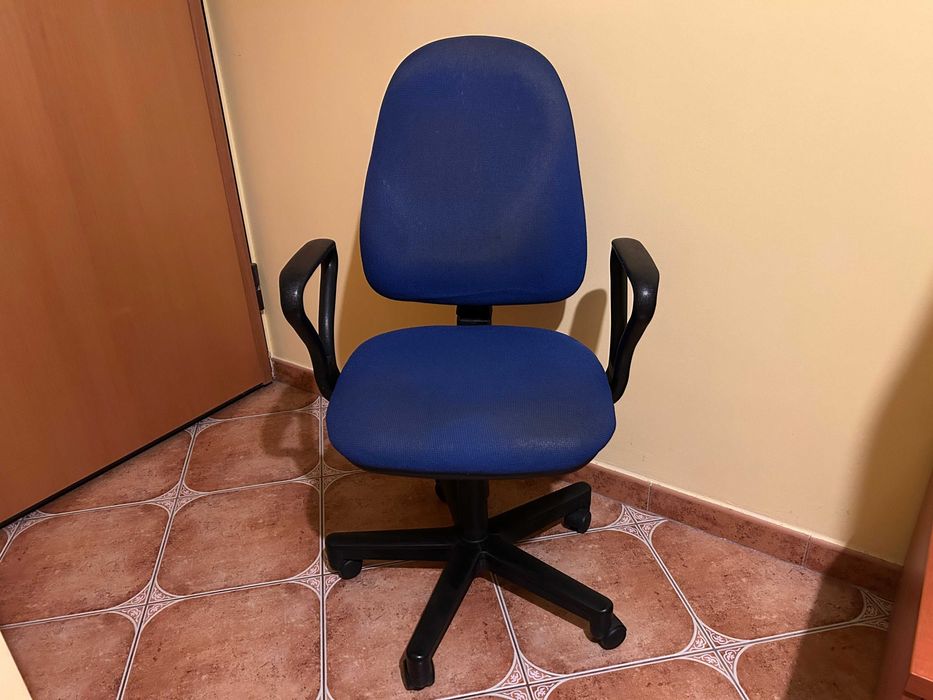 Fotel obrotowy do biurka