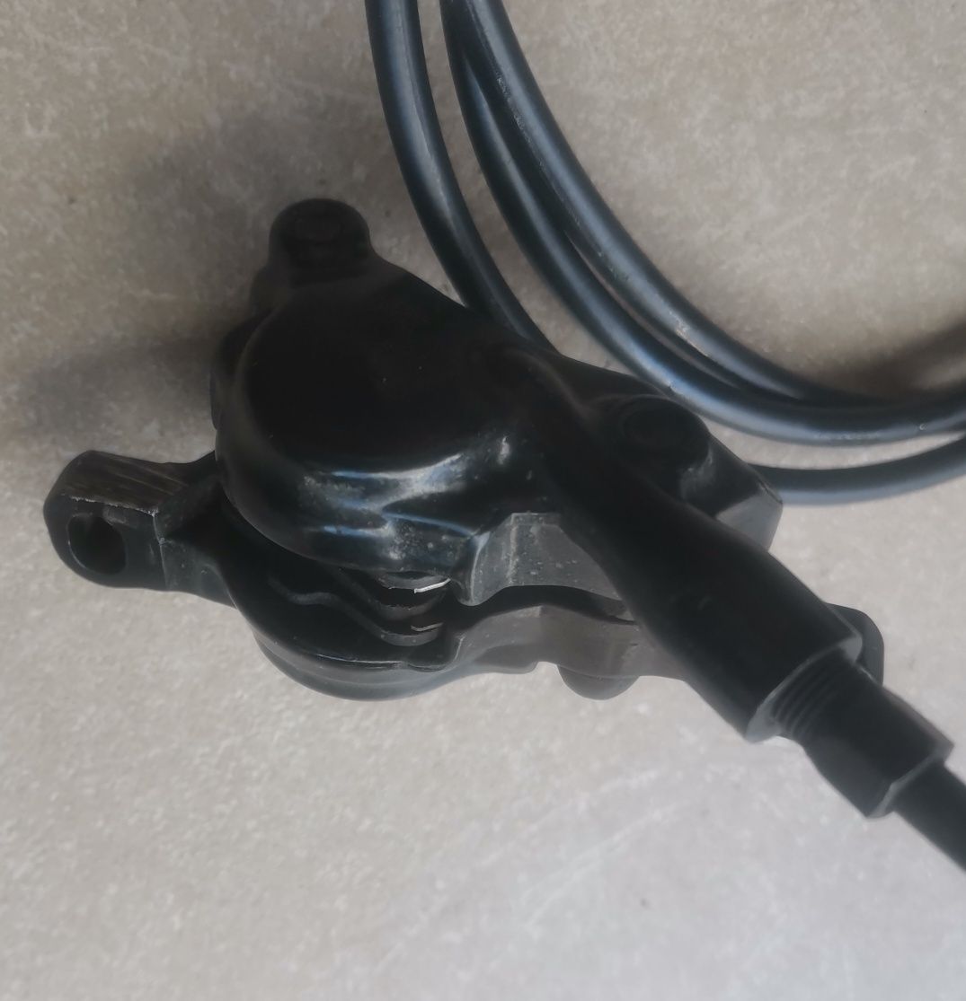 Komplet hamulcy hydraulicznych tarczowych NUTT z roweru CUBE 29 cali