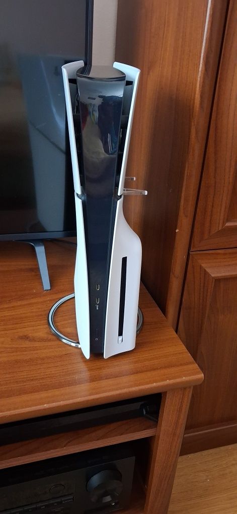 Konsola Sony PlayStation 5 Slim z napędem,słuchawki STEELSERIES Arctis