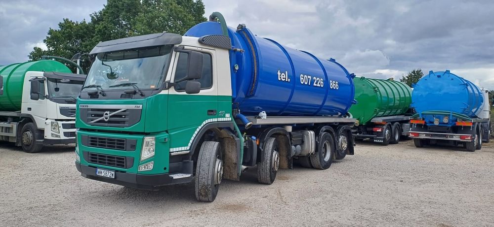 Volvo FM 410 z 2013roku  8x2 asenizacyjny