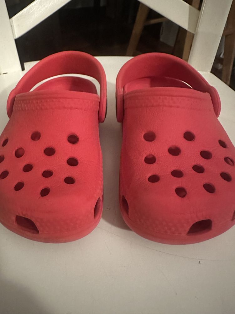 Crocsy czerwone rozmiar 4 5