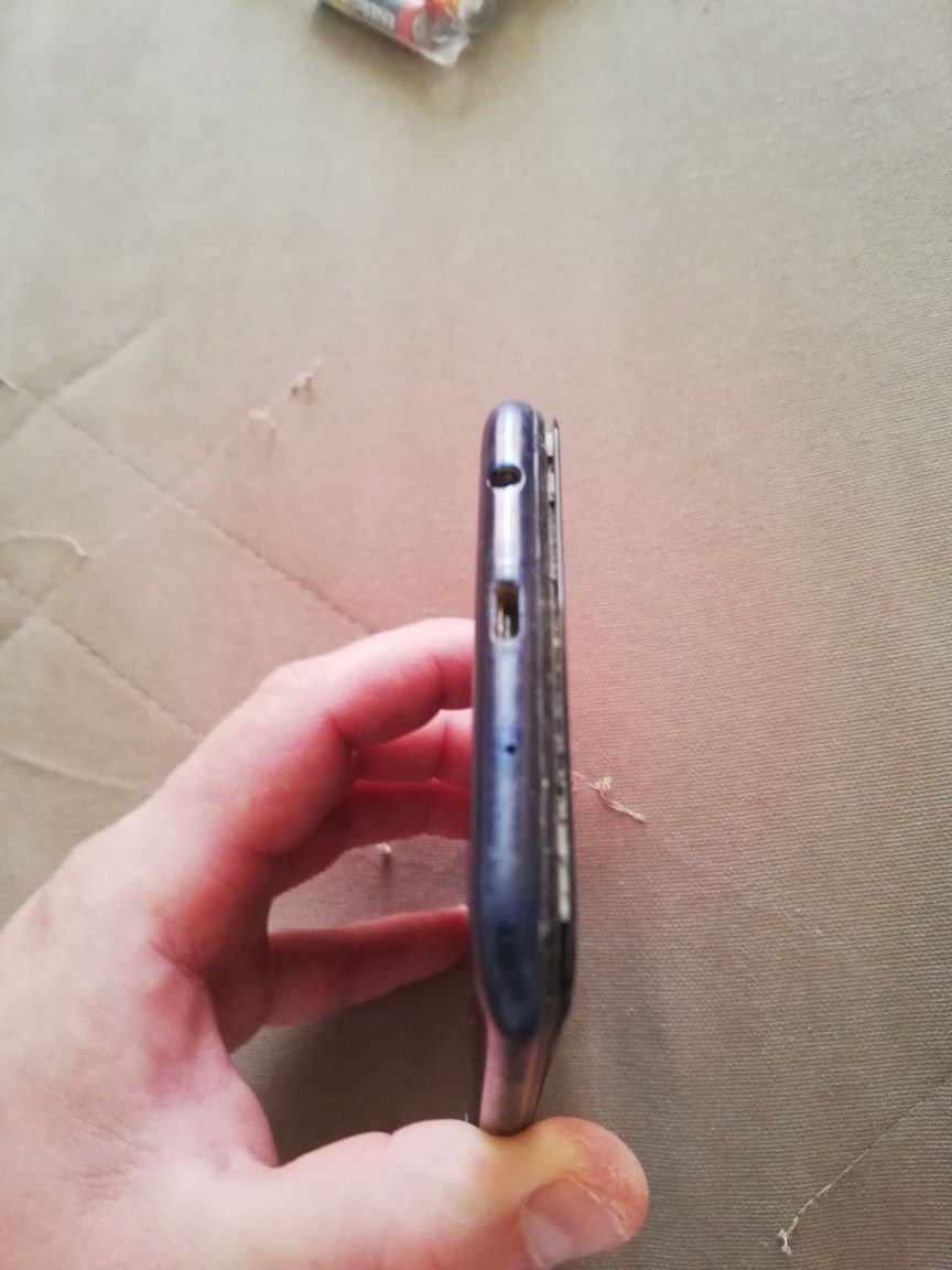 Продам Samsung A10 2/32 НЕРОБОЧИЙ