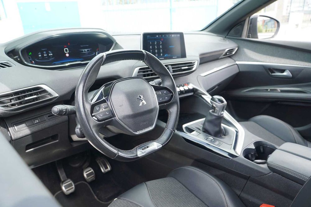 Peugeot 3008 1.5 BlueHDi 130cv GTLine