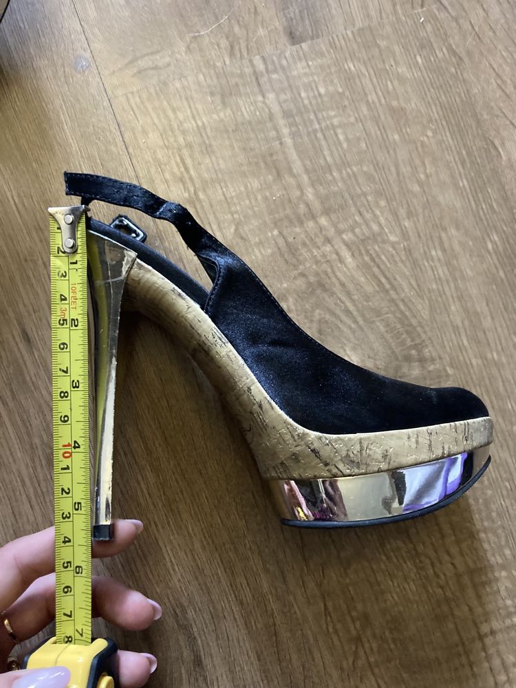 Buty na obcasie rozmiar 37