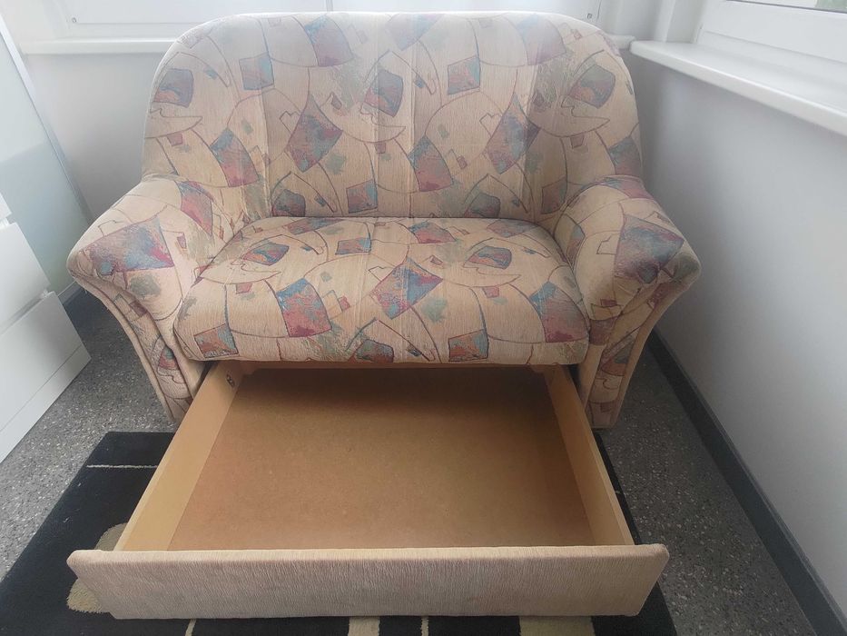 Sofa, kanapa ze skrzynią do przechowywania - oddam za darmo