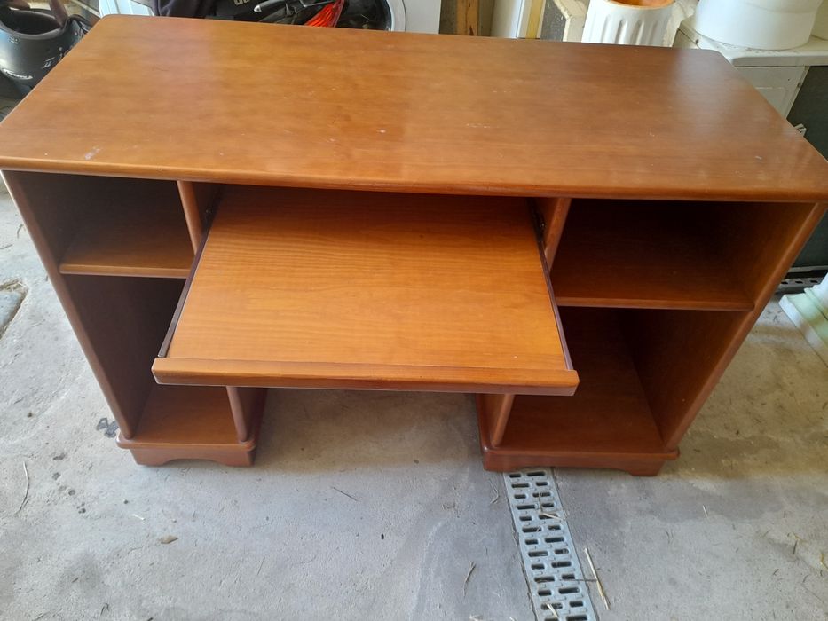 Secretária  de pinho mel