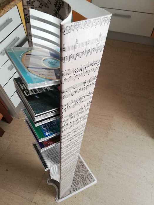 torre Porta cds ( 60)