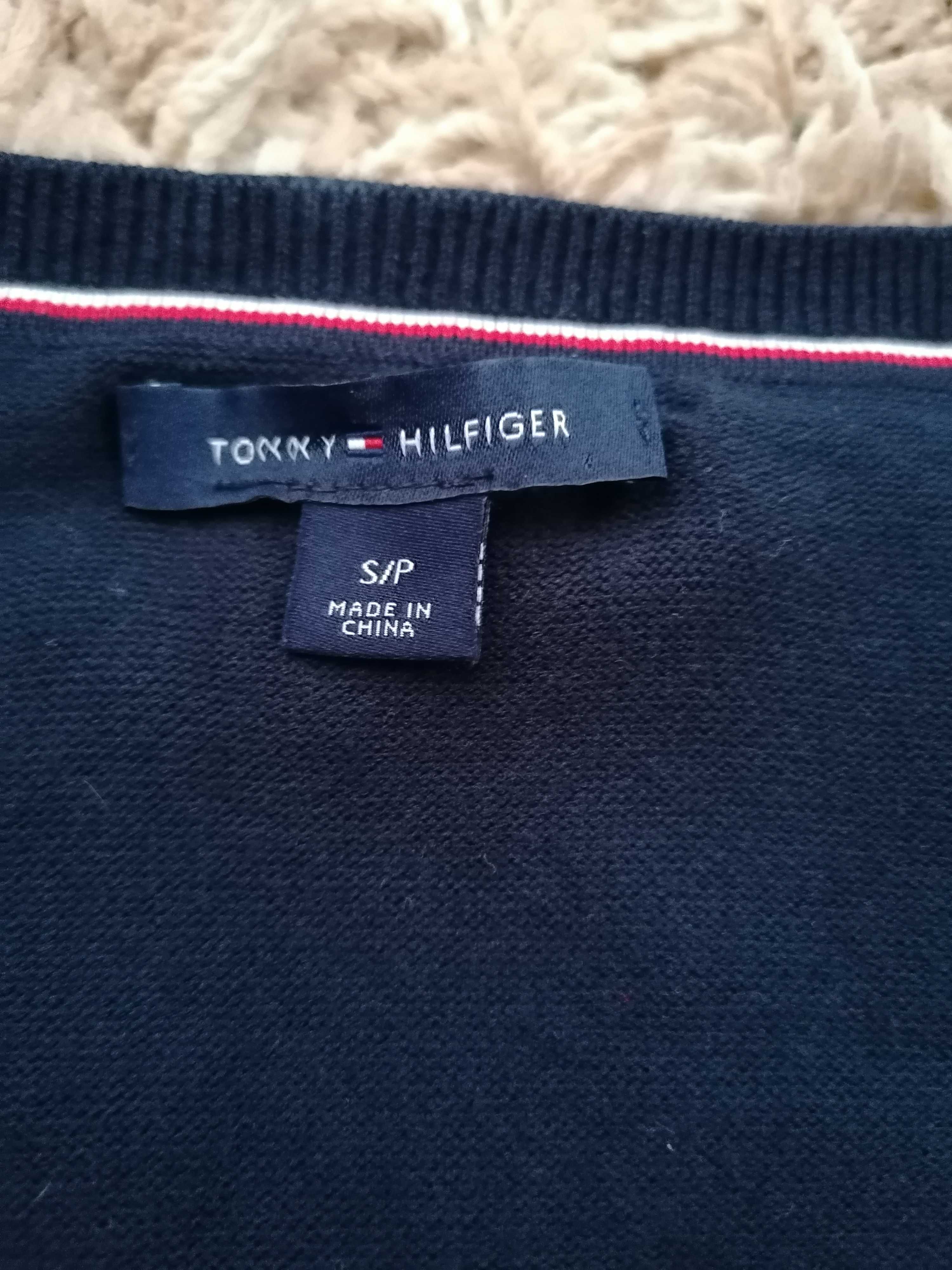 Tommy Hilfiger фірмова кофта\М