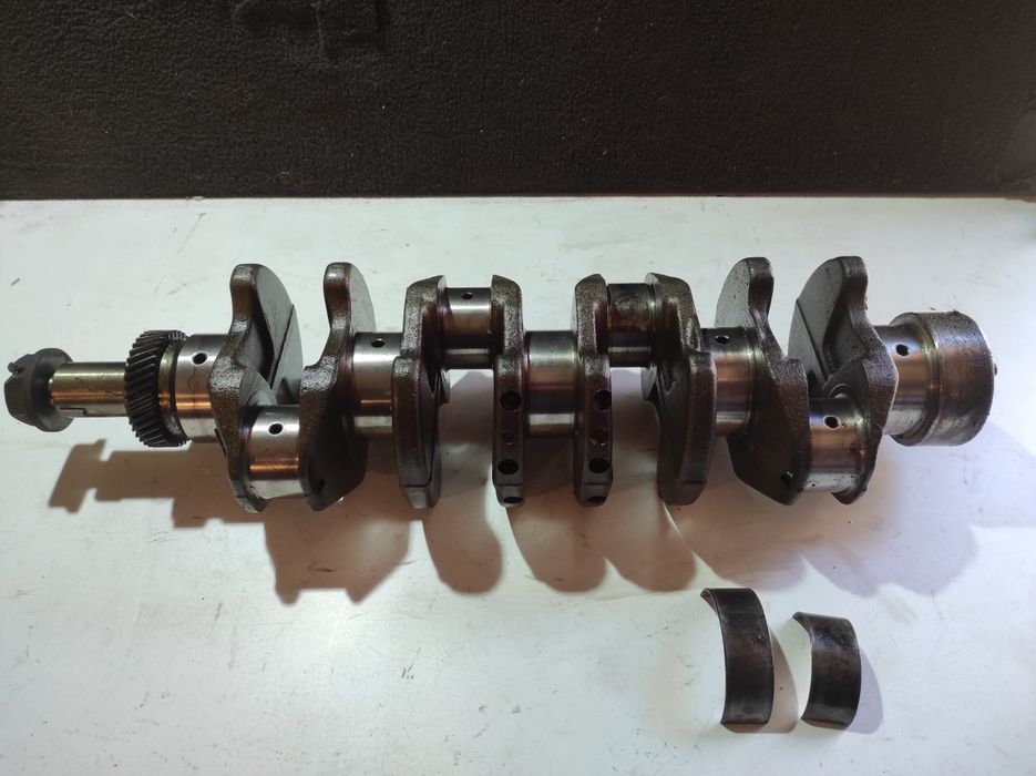 Коленвал колінвал ниссан террано 3.0 nissan ZD30