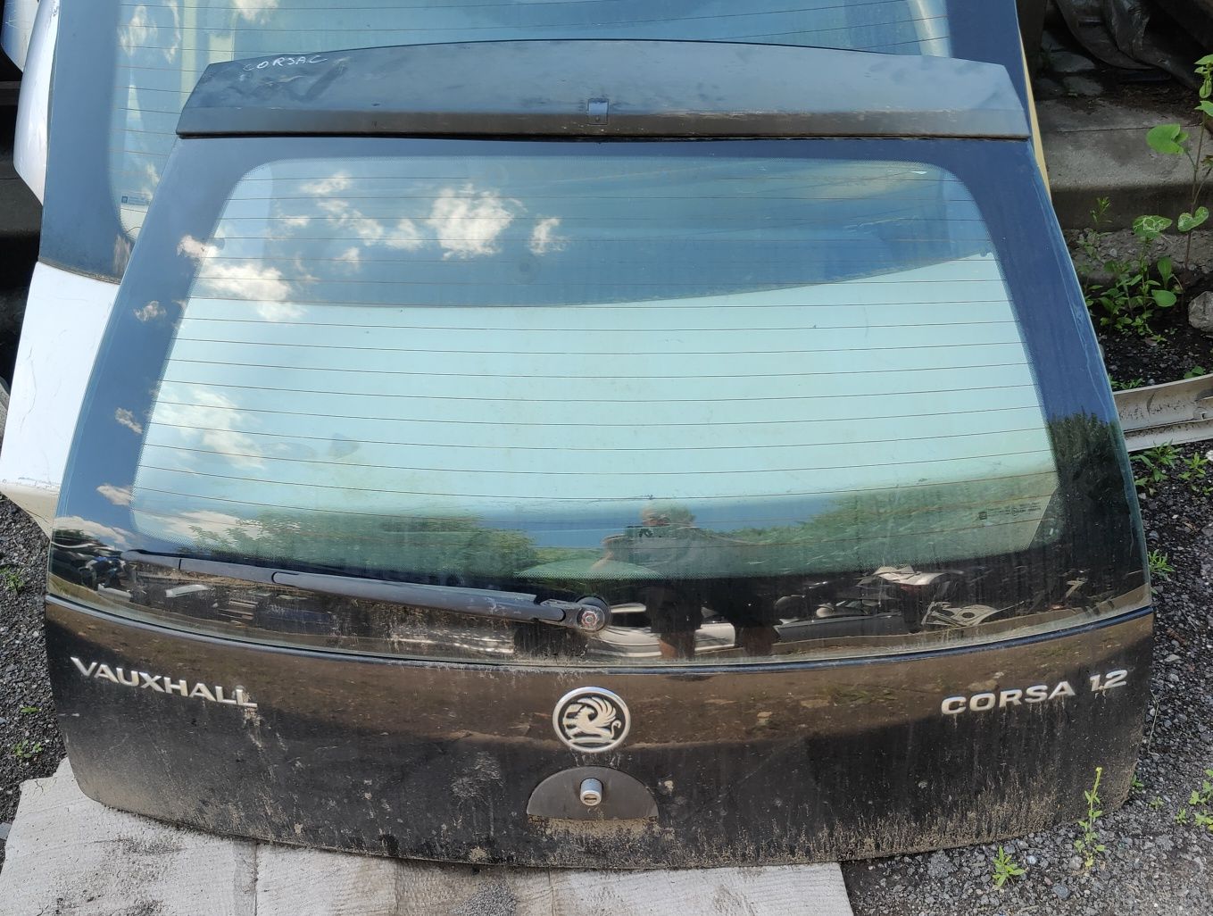 Opel Corsa C tylna klapa bagażnika szyba