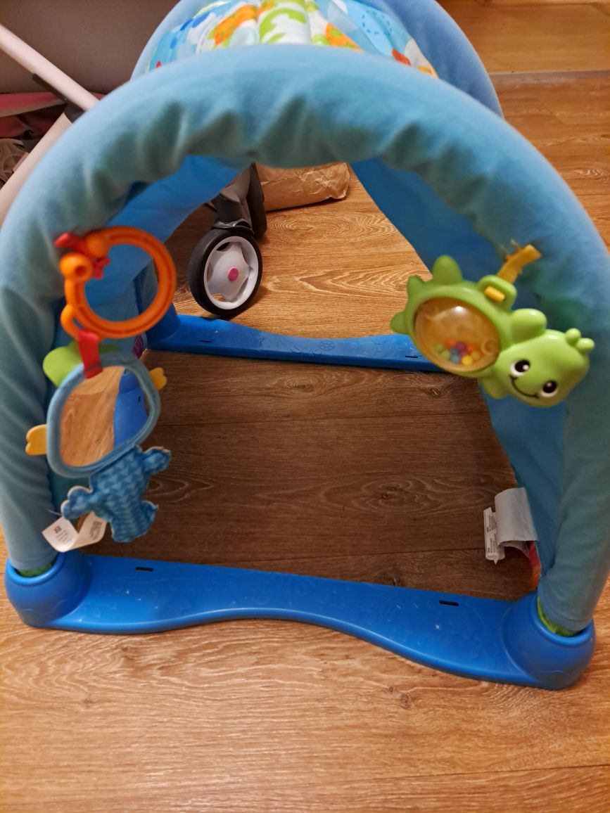 Fisher price Розвиваючий дитячий килимок в ідеальному стані