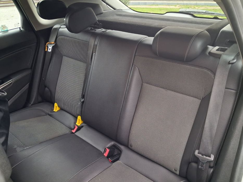 Opel Astra J 1.6 benzyna +LPG