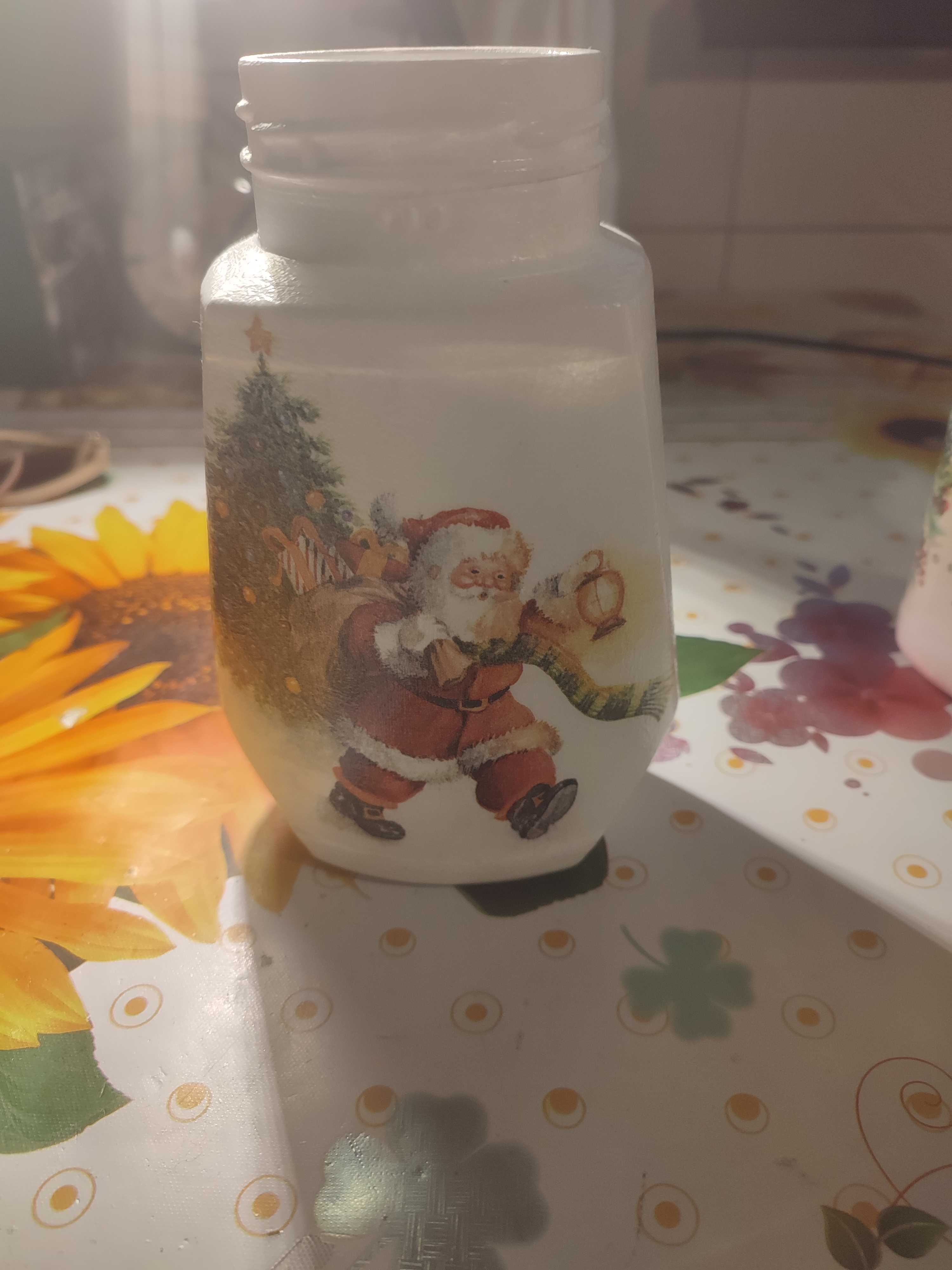 Wazon decoupage, w Mikołaja i renifera