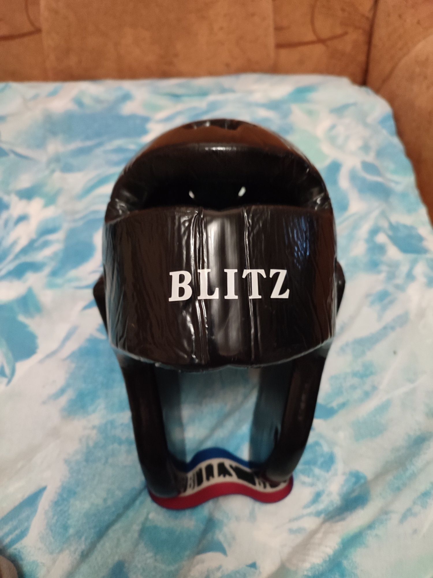 Два Шлема мягкие защитные для бокса